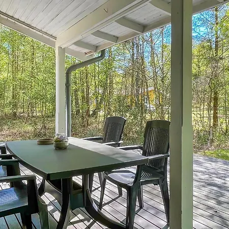 3 Bedroom Amazing In Holiday home